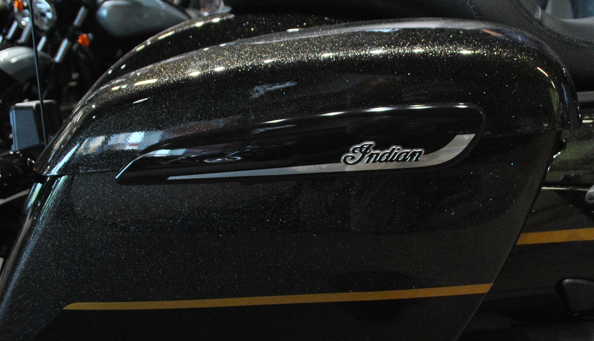 INDIAN Chieftain Power Plus Dark Horse-image-6