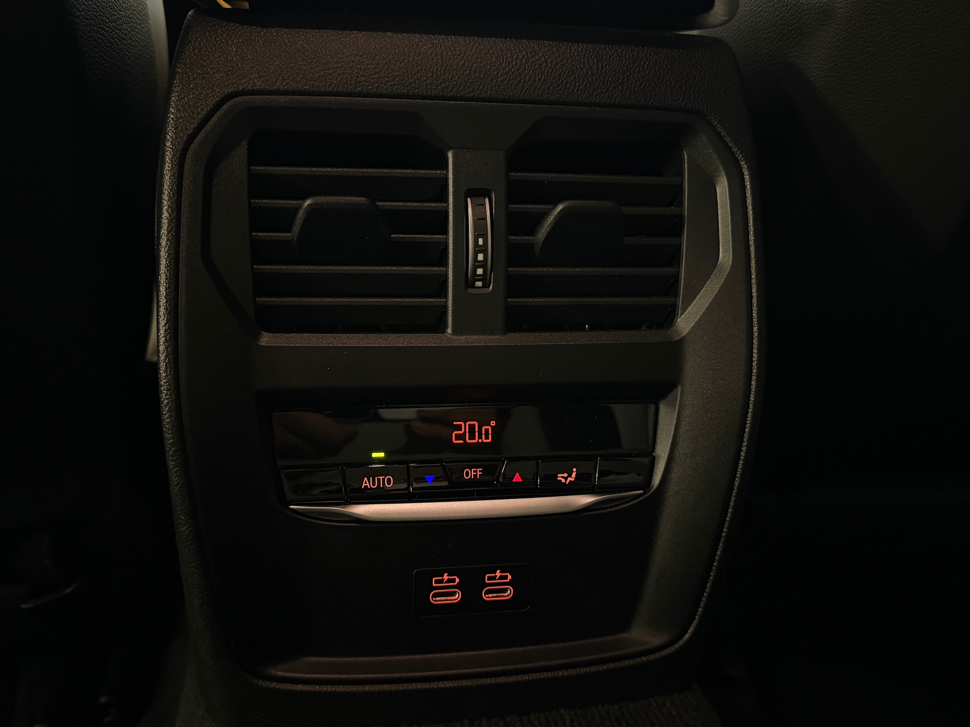 BMW M3 Competition-image-19