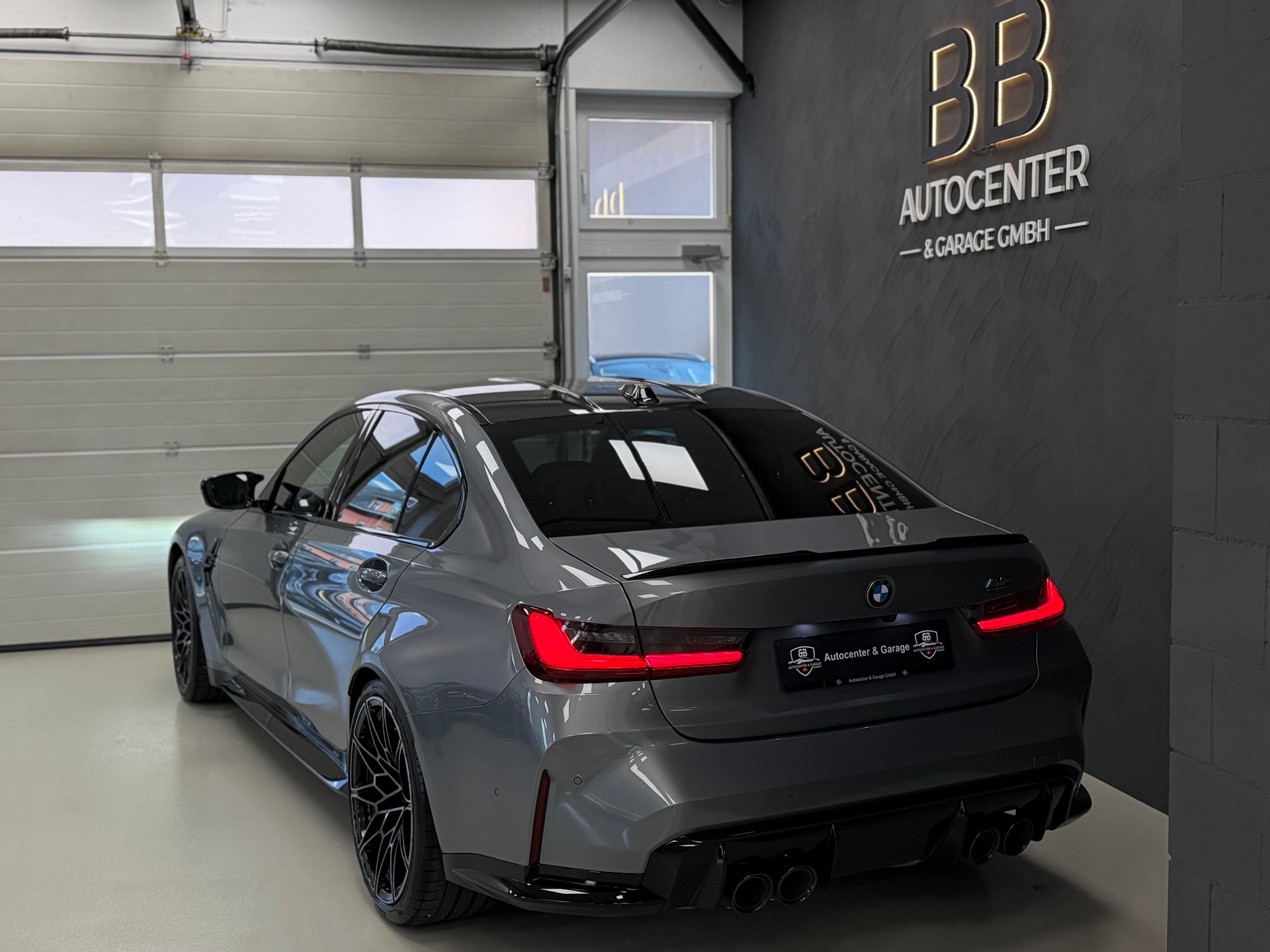 BMW M3 Competition-image-5