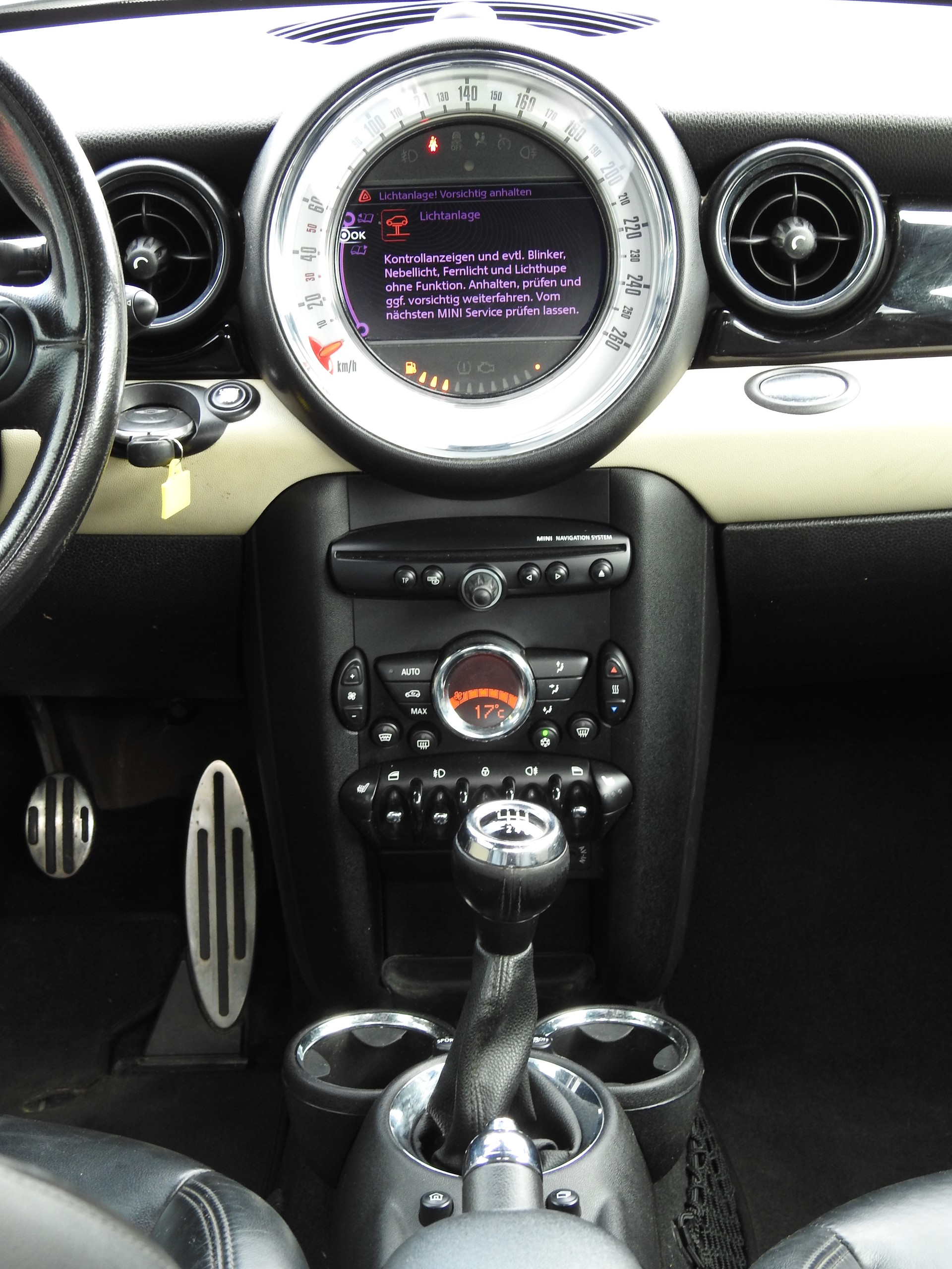 MINI Cooper S Coupé-image-14