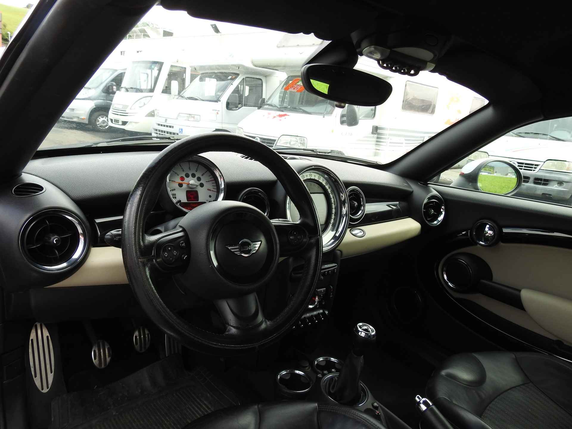 MINI Cooper S Coupé-image-10