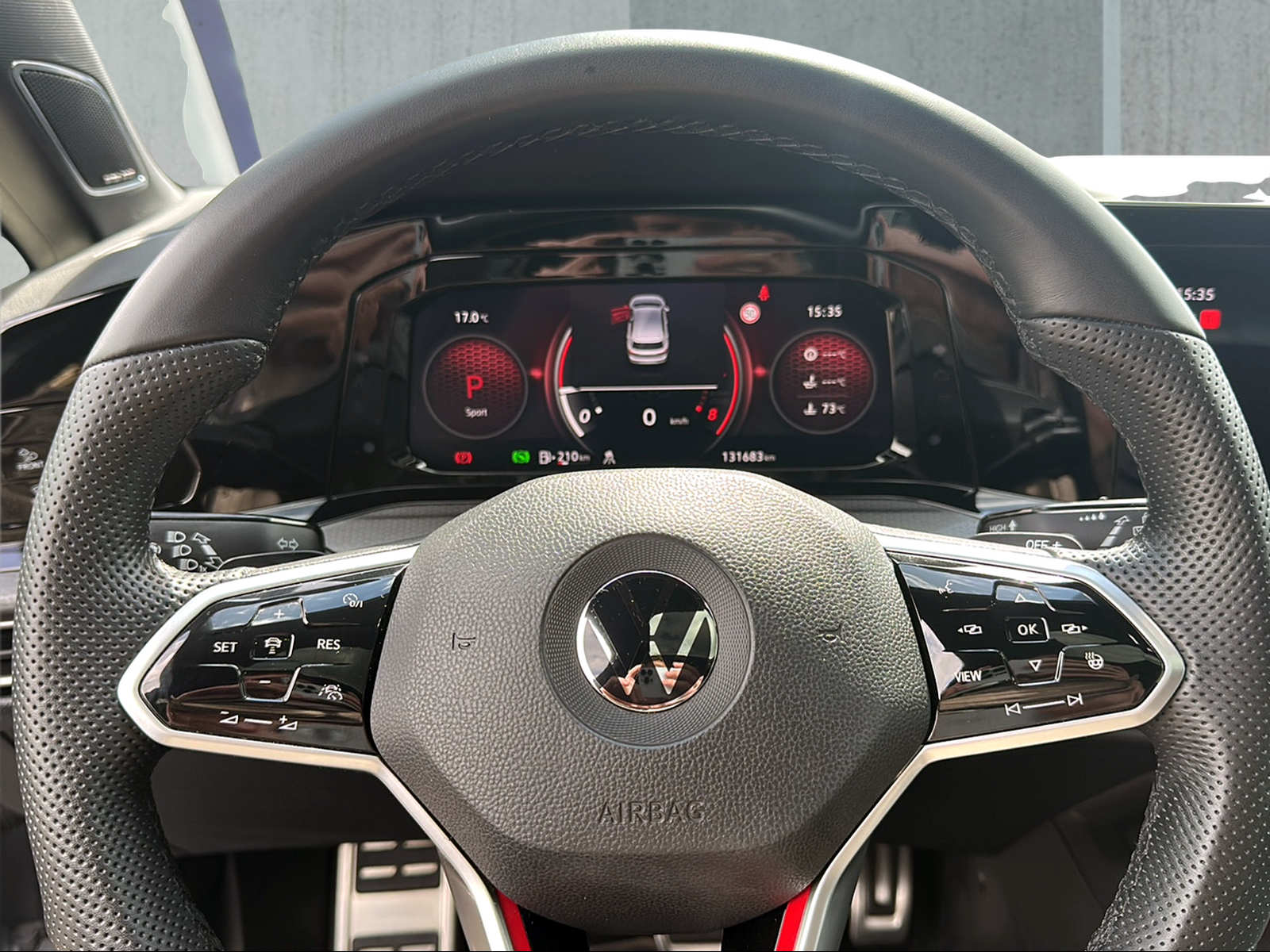 VW Golf 2.0 TSI GTI DSG-image-3