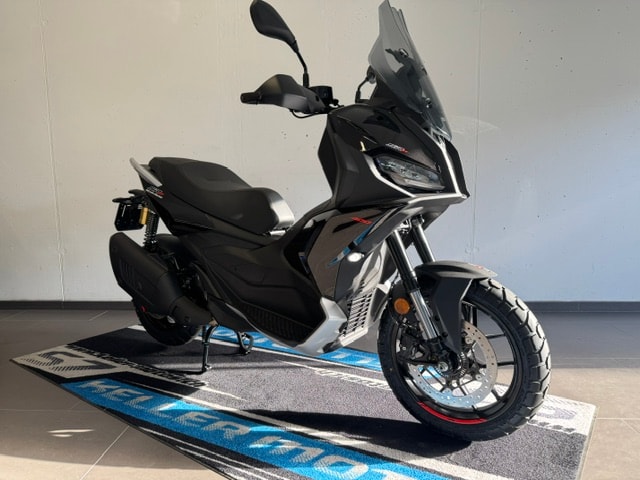 APRILIA SR 400 GT-showroom-element-2