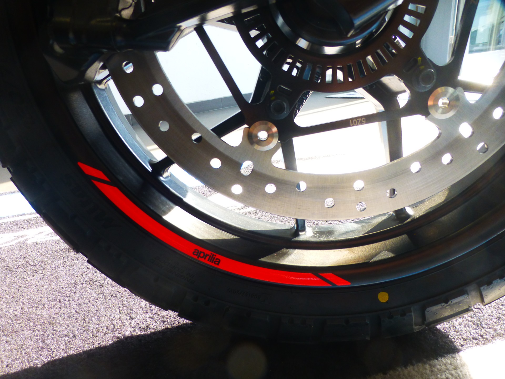 APRILIA SR 400 GT-image-11