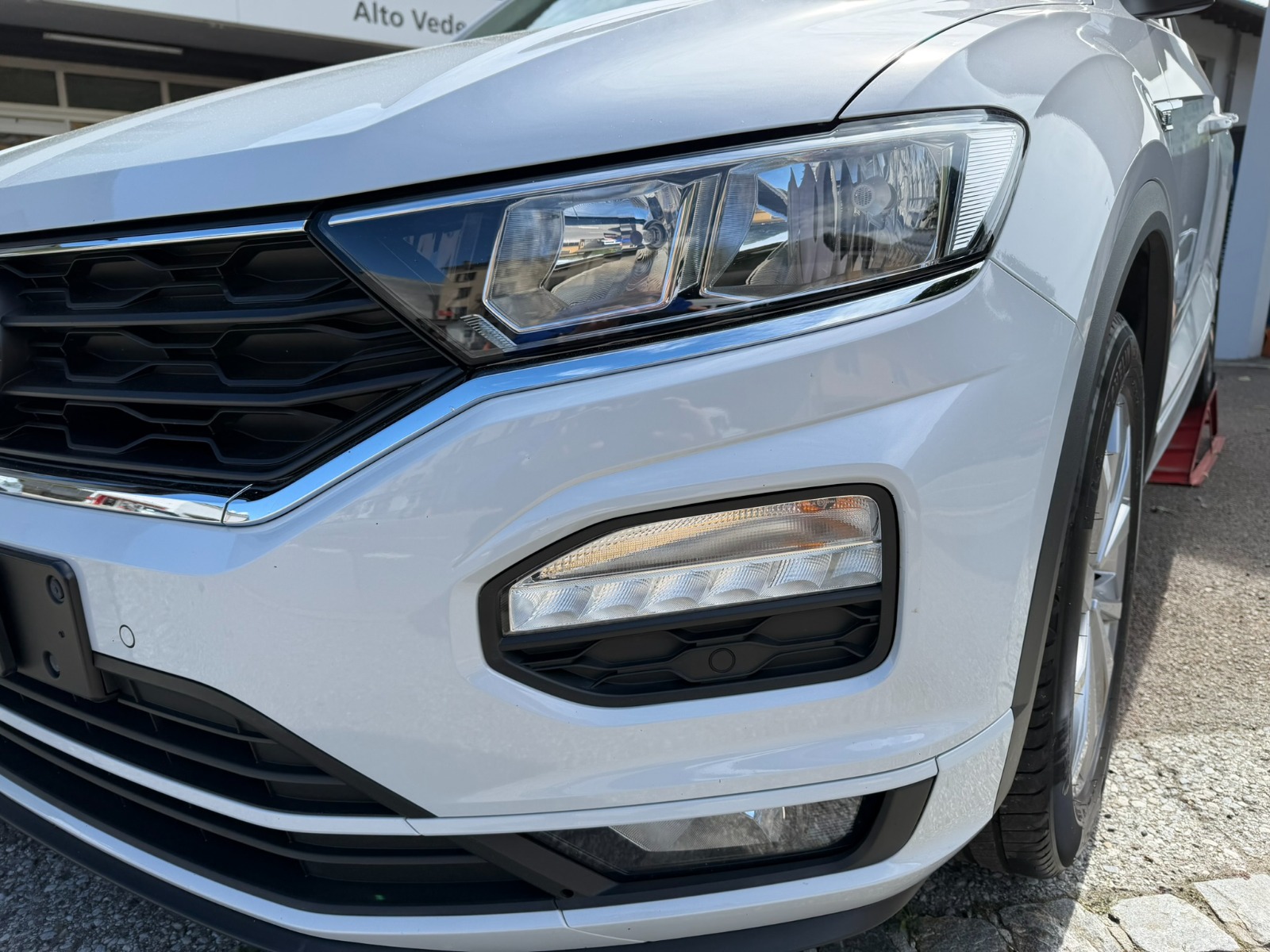 VW T-Roc 1.5 TSI EVO R-Line Ad. DSG-image-4