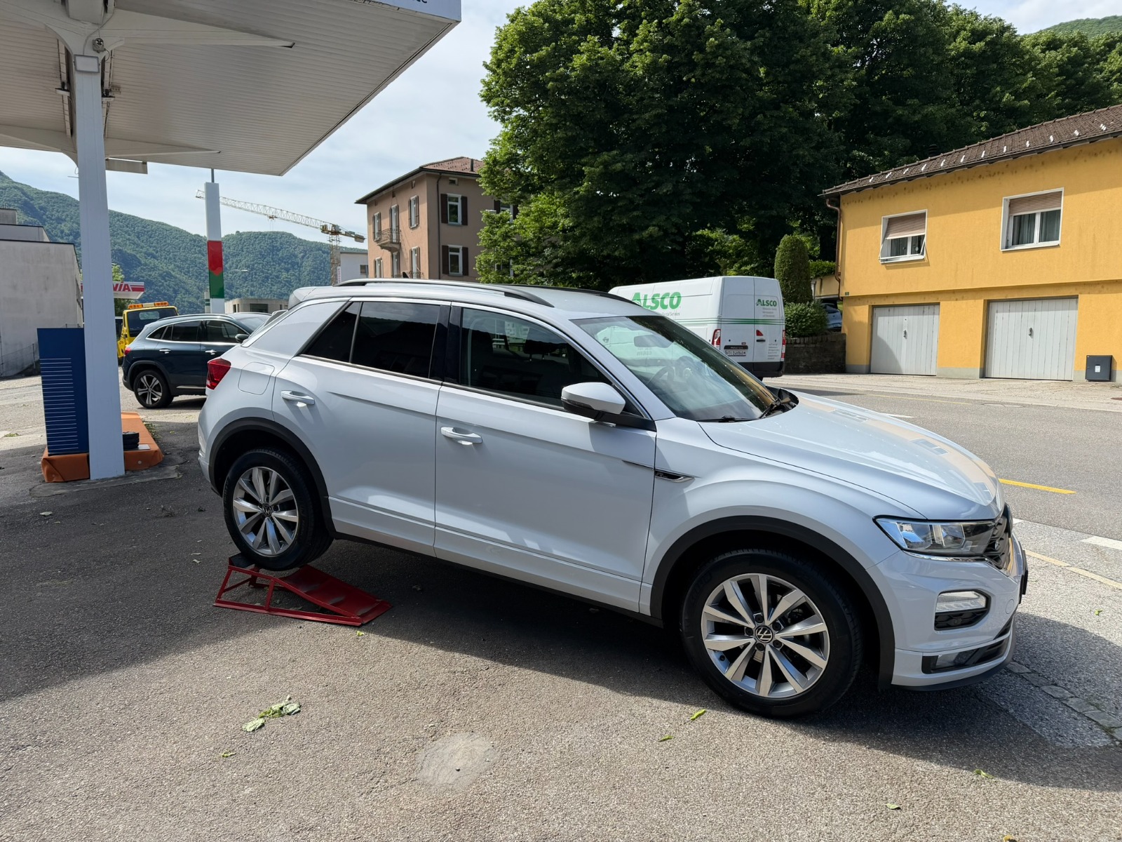 VW T-Roc 1.5 TSI EVO R-Line Ad. DSG-image-0