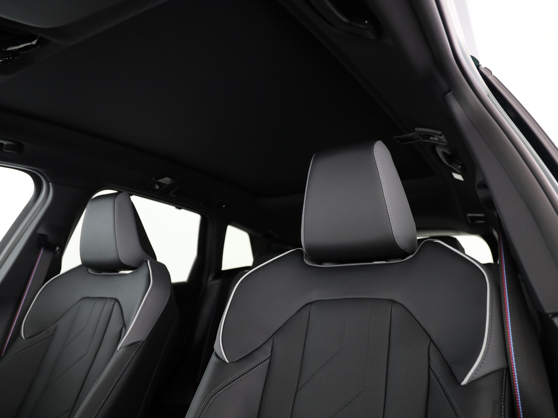 BMW X3 M50i-image-7