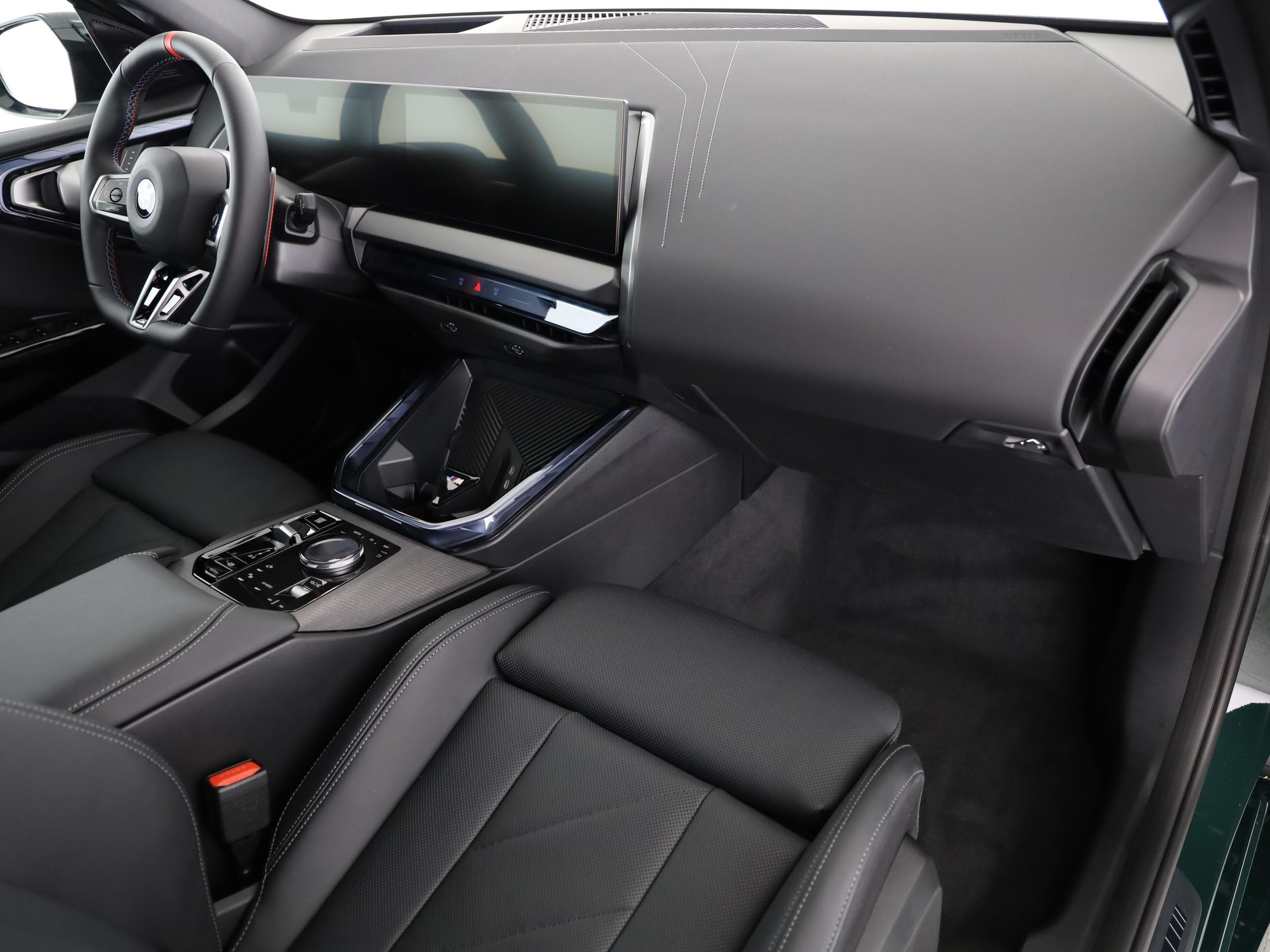 BMW X3 M50i-image-14