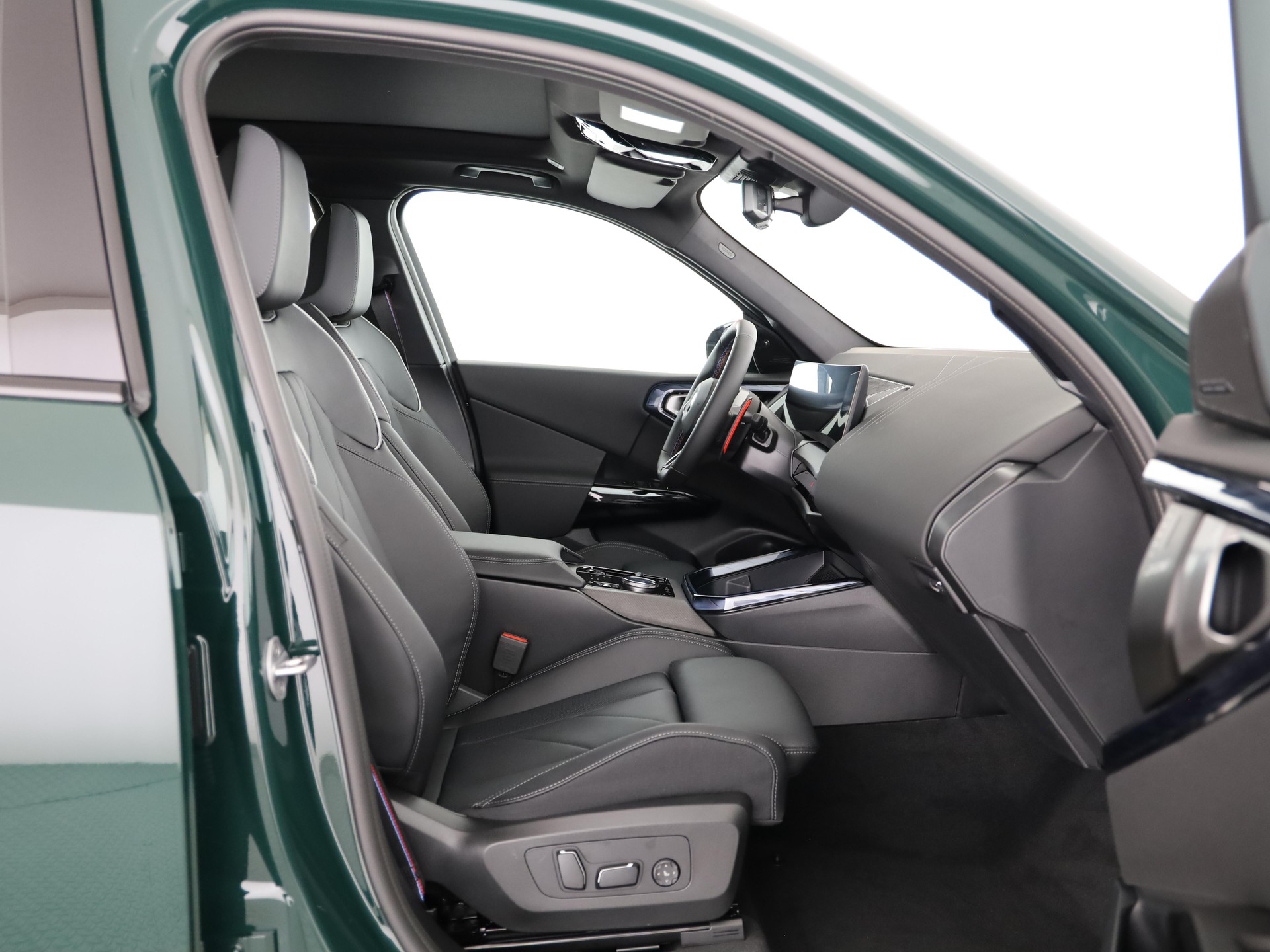 BMW X3 M50i-image-13