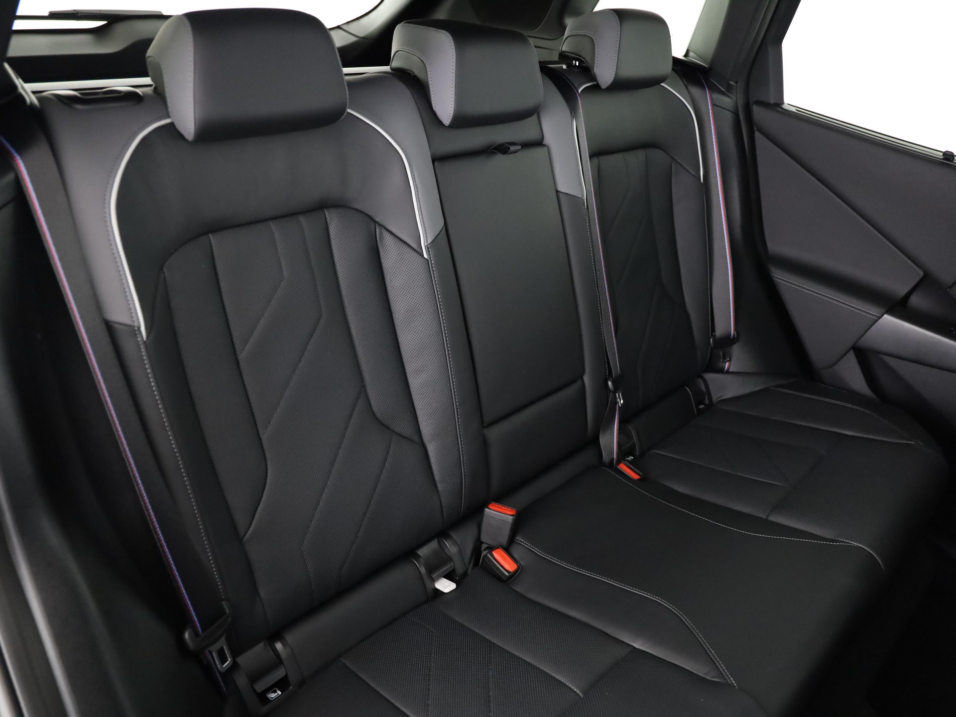 BMW X3 M50i-image-21
