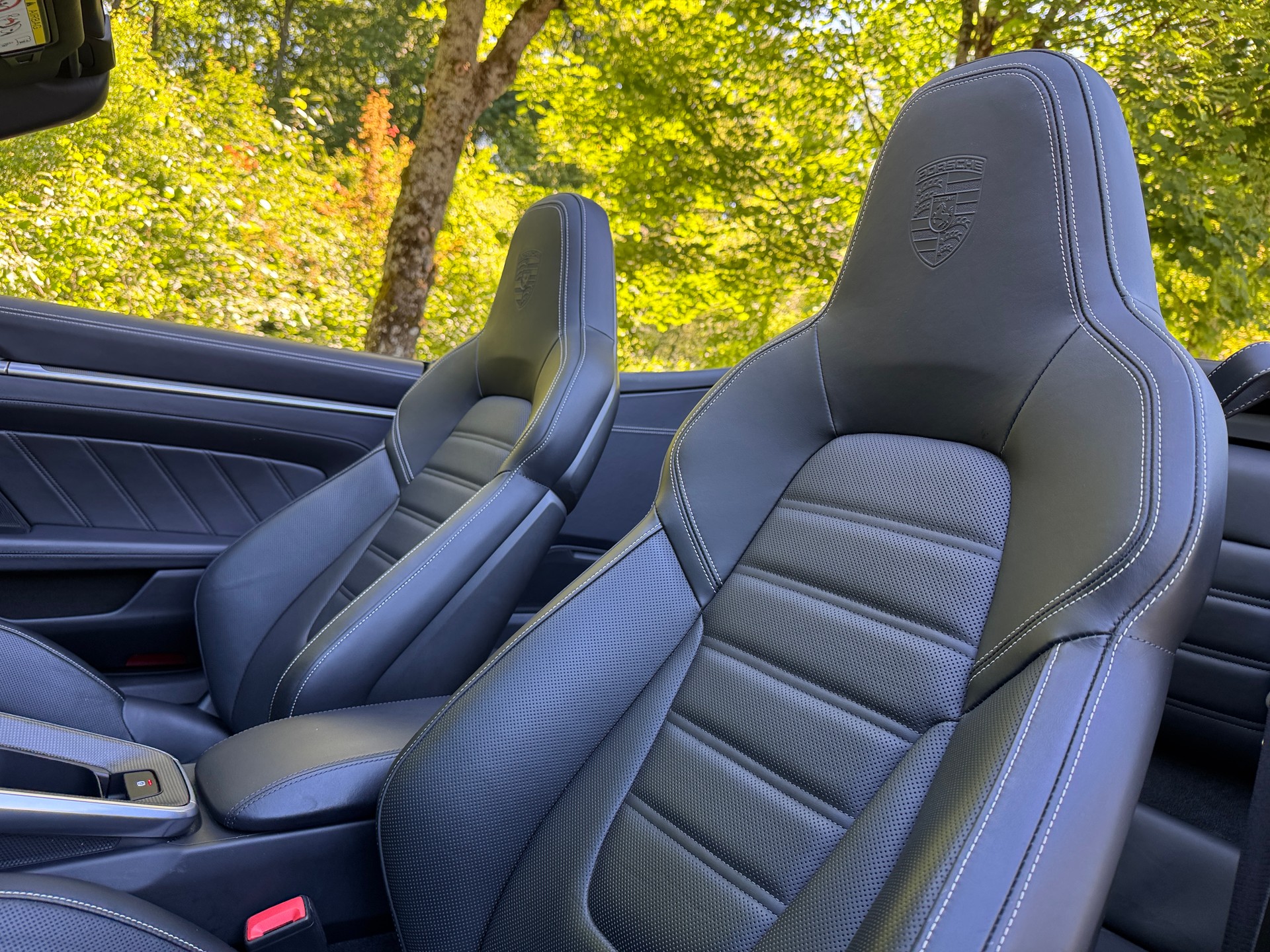 PORSCHE 911 Turbo S Cabriolet PDK-image-13