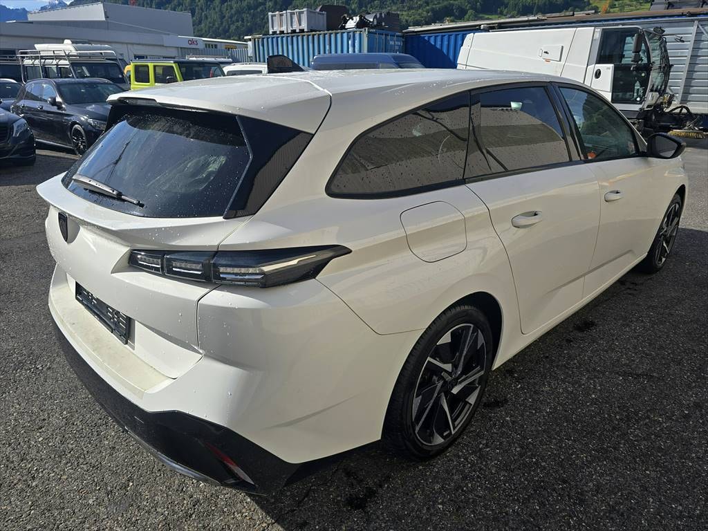 PEUGEOT 308 SW 1.5 BlueHDI Allure Pack EAT8-image-4