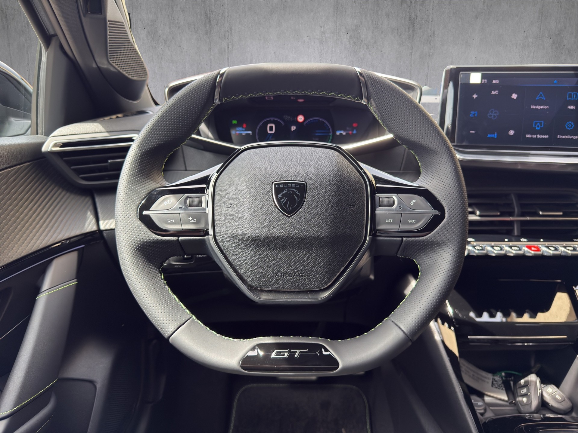 PEUGEOT 208 1.2 Hybrid 145 GT-image-10