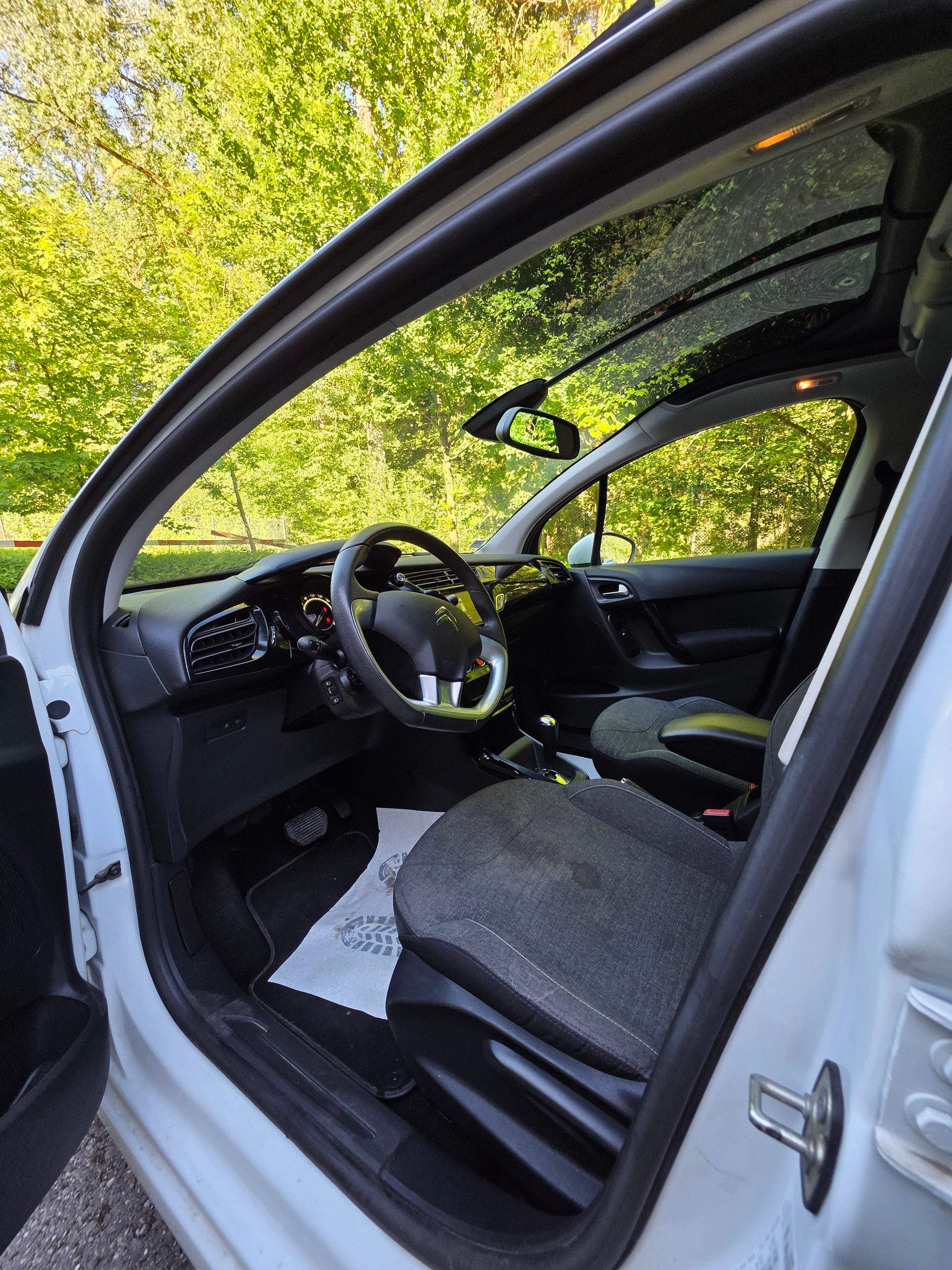 CITROEN C3 1.2i Séduction ETG5-image-6