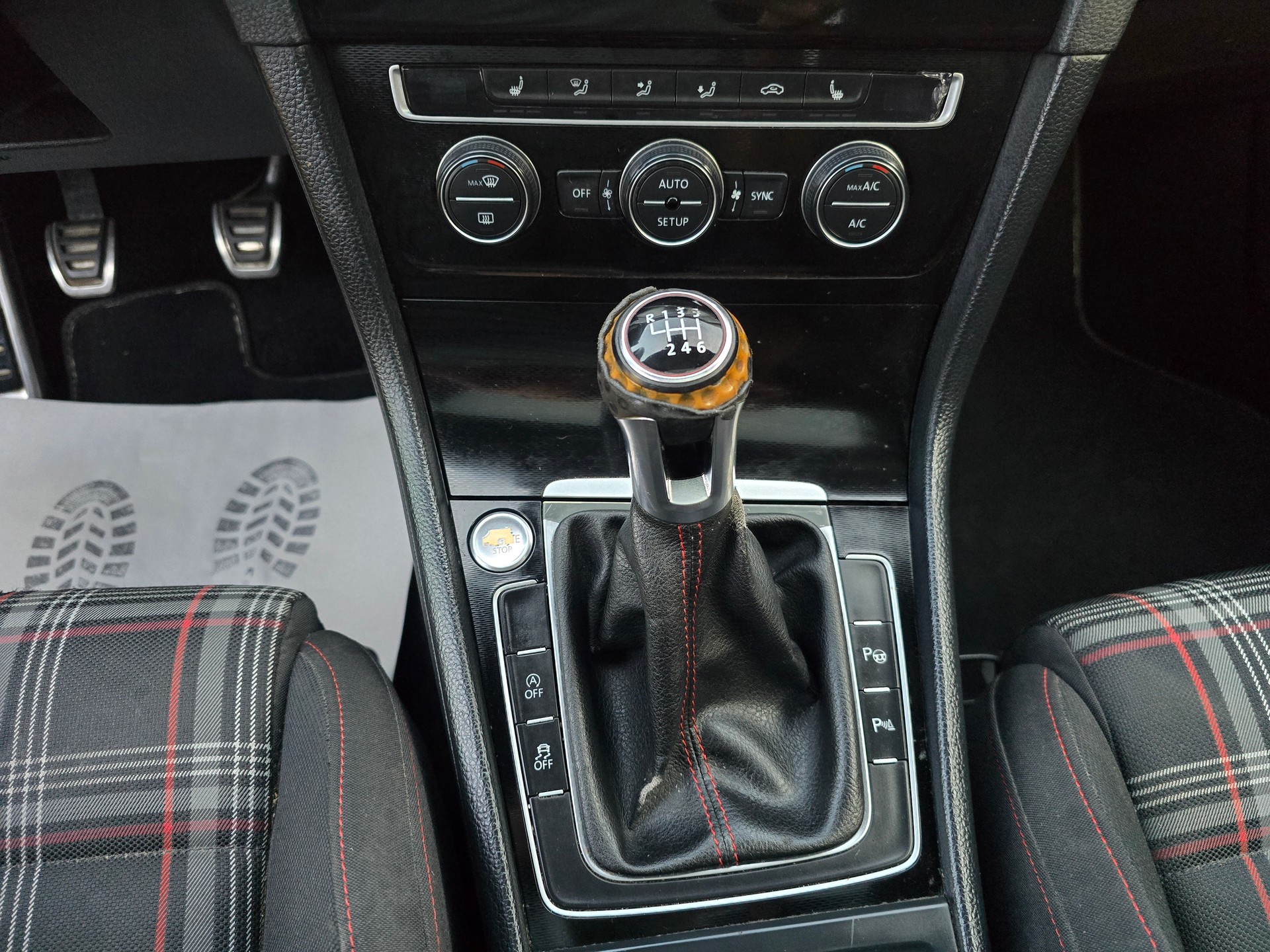 VW Golf 2.0 TSI GTI Performance-image-20