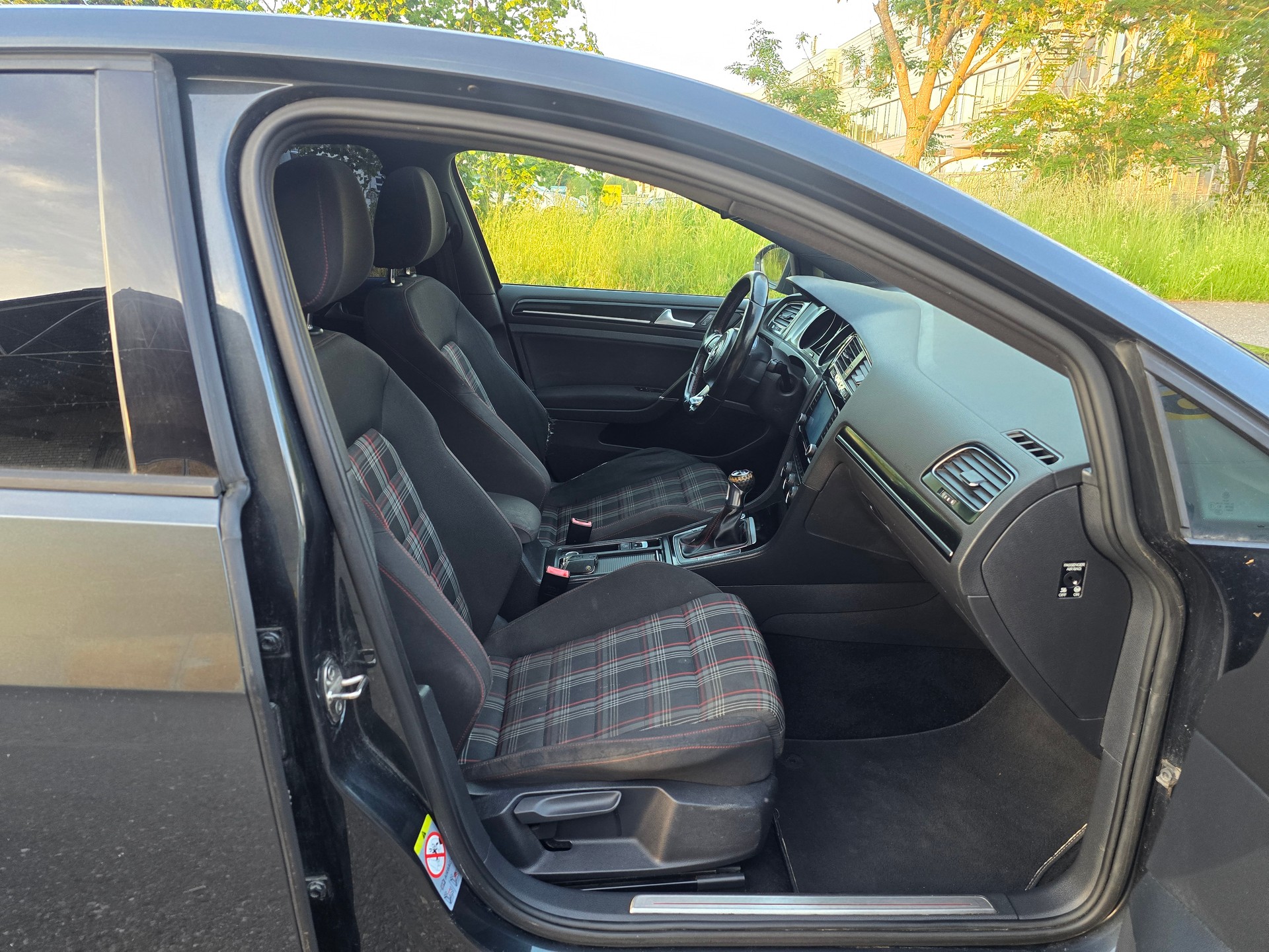 VW Golf 2.0 TSI GTI Performance-image-9