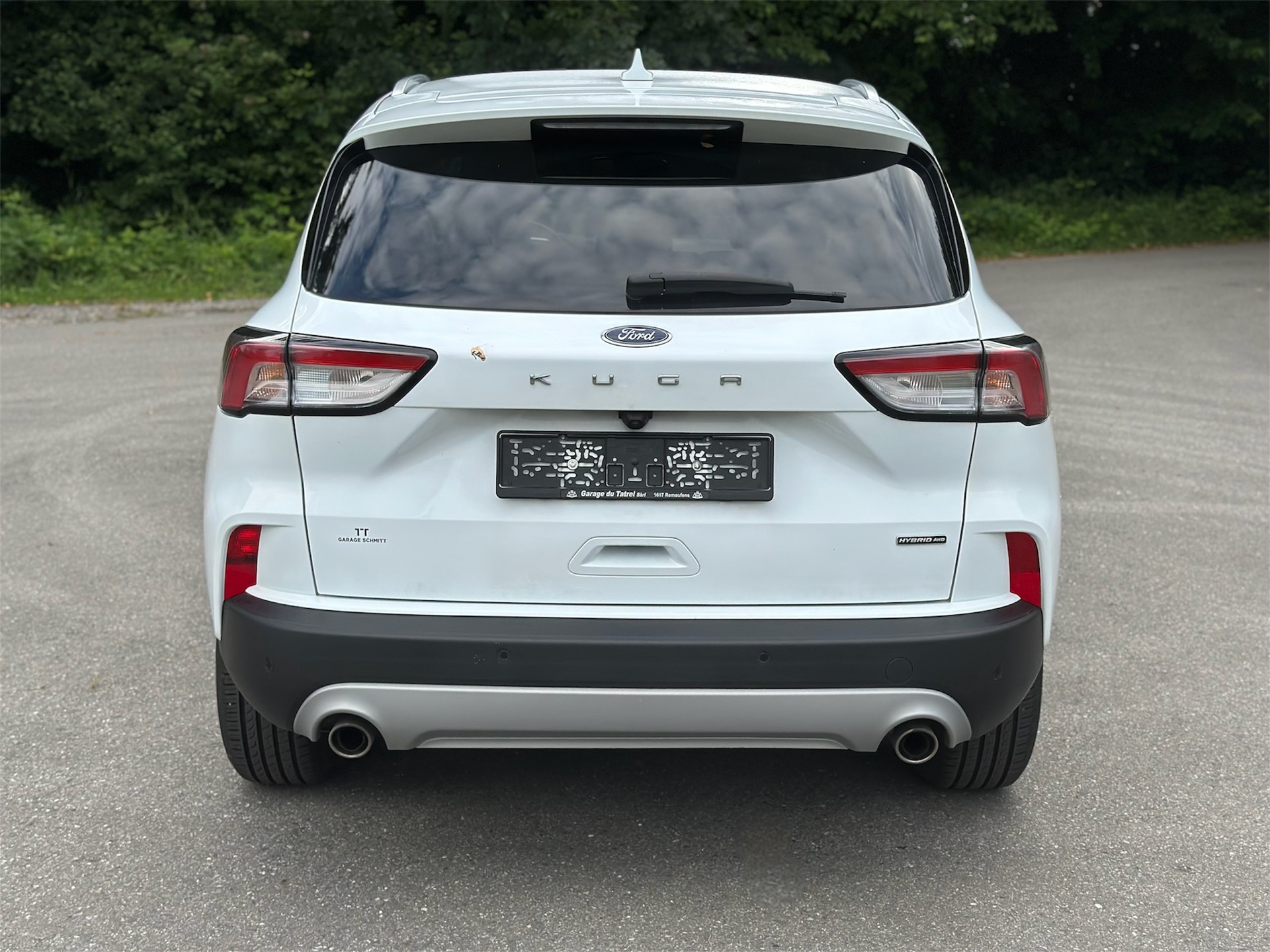 FORD Kuga 2.5 FHEV Titanium 4WD-image-2