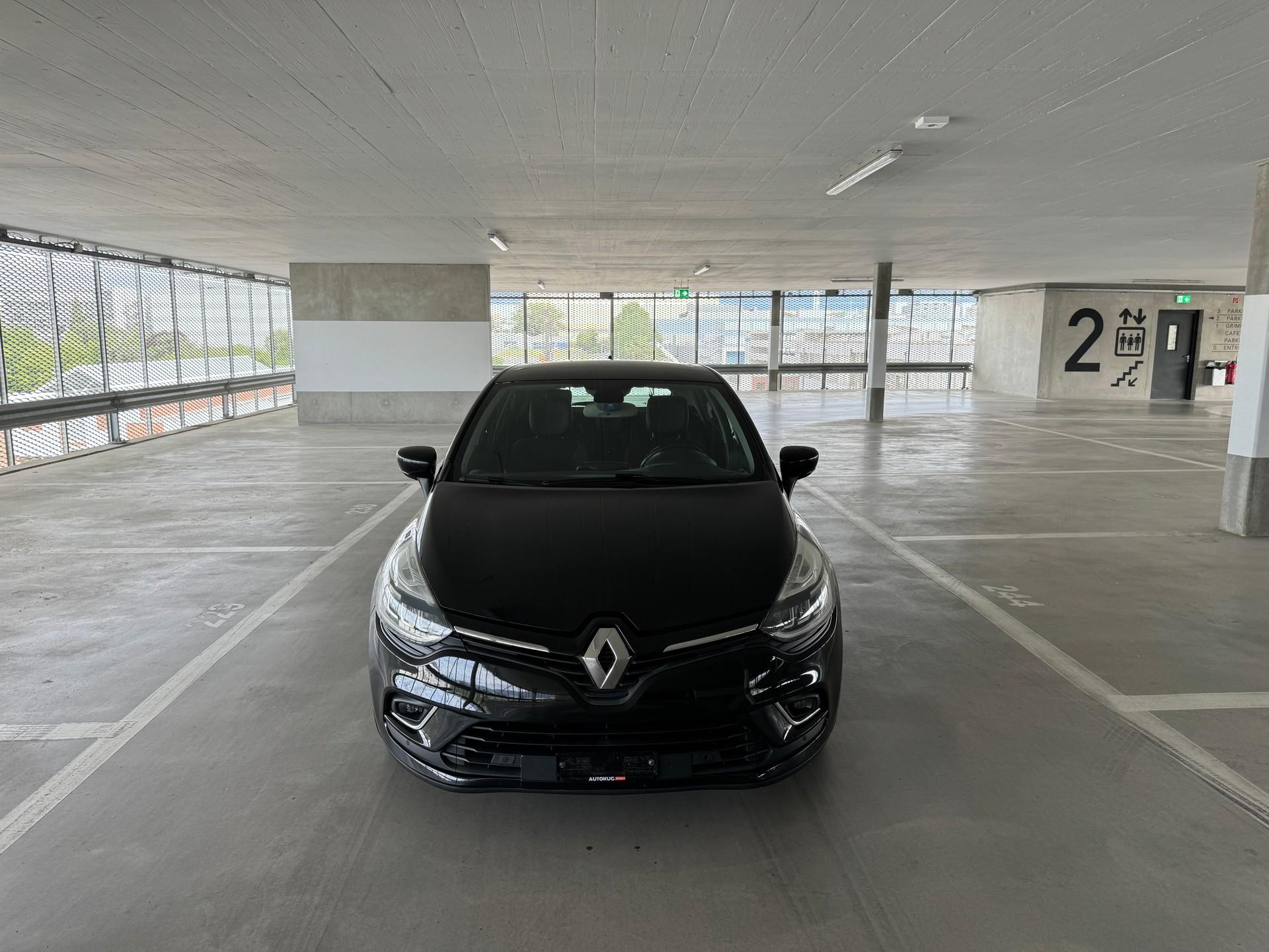 RENAULT Clio 1.2 16V T Intens EDC-image-1