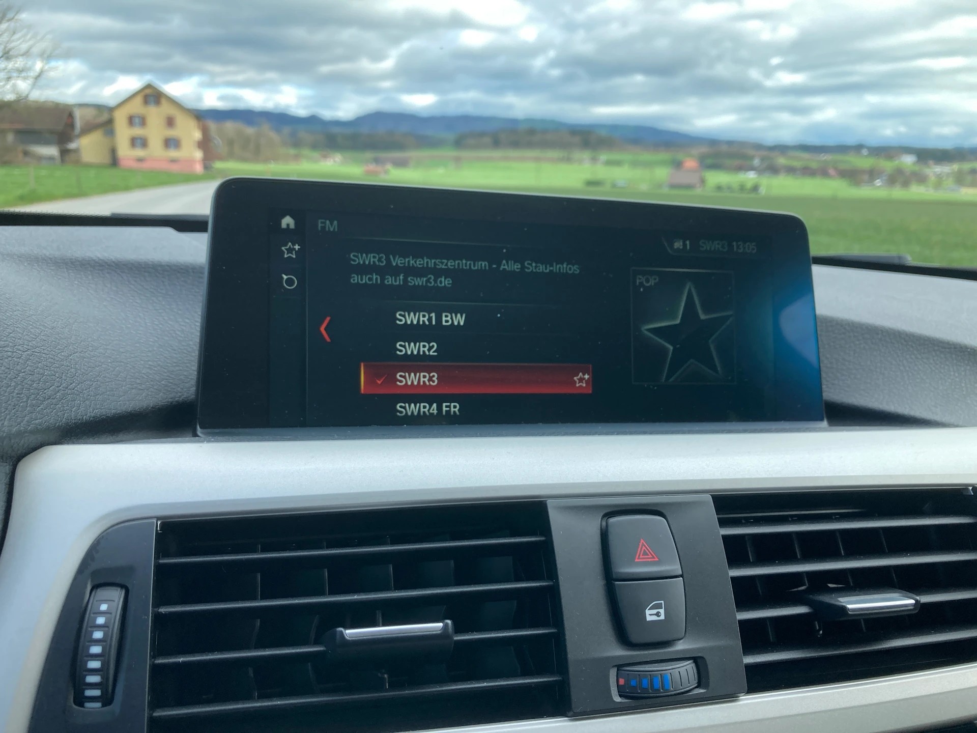 BMW 318d Touring Steptronic-image-11