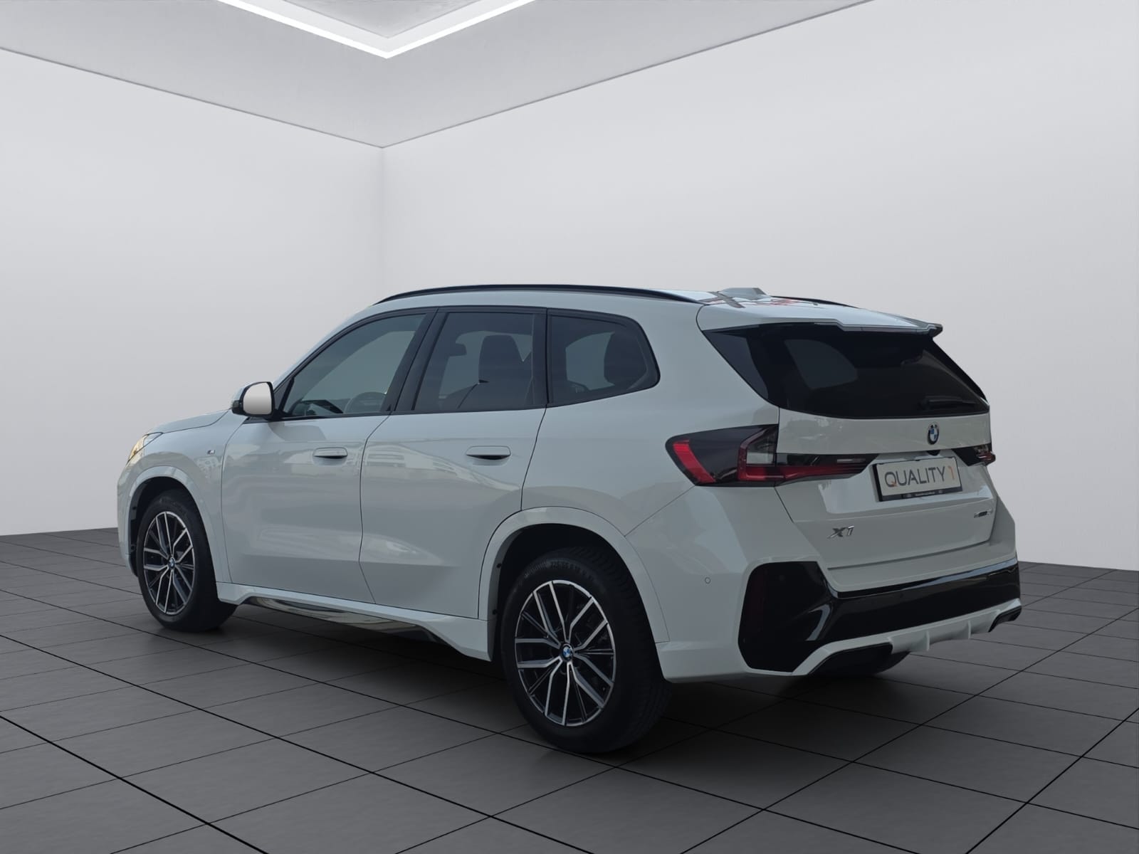 BMW X1 sDrive 18d M Sport-image-5