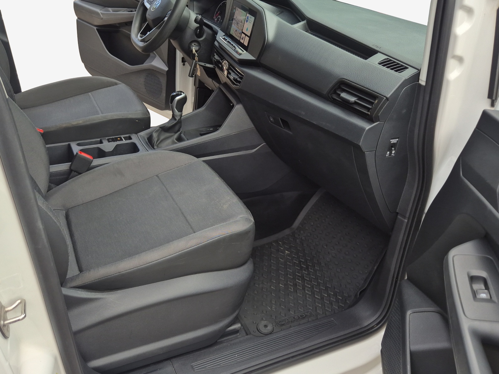 VW Caddy Cargo 2.0TDI Maxi 4Motion-image-13