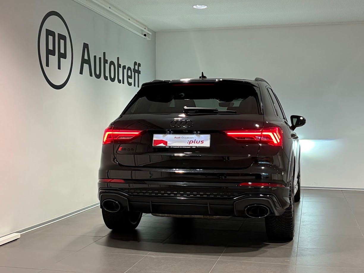 AUDI RS Q3 2.5 TFSI quattro S tronic-image-13