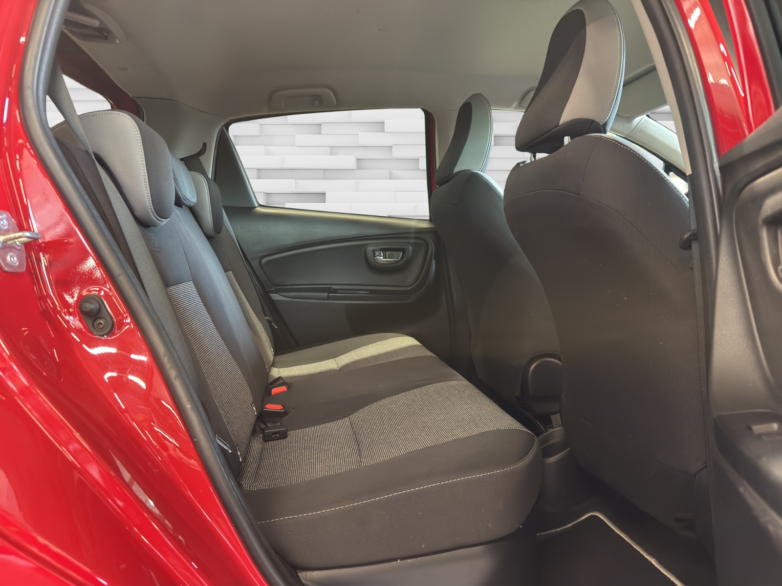 TOYOTA Yaris 1.5 VVT-i Hybrid Y20 e-CVT-image-9