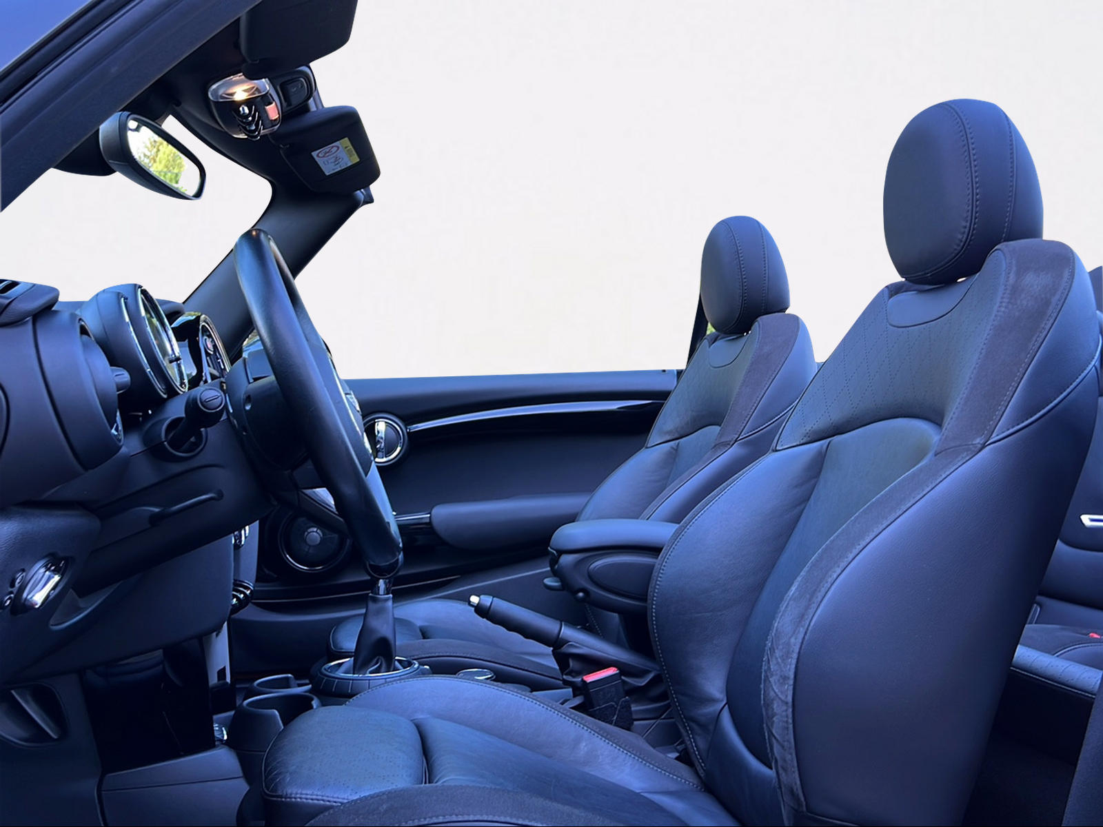 MINI Cooper S Cabriolet-image-10