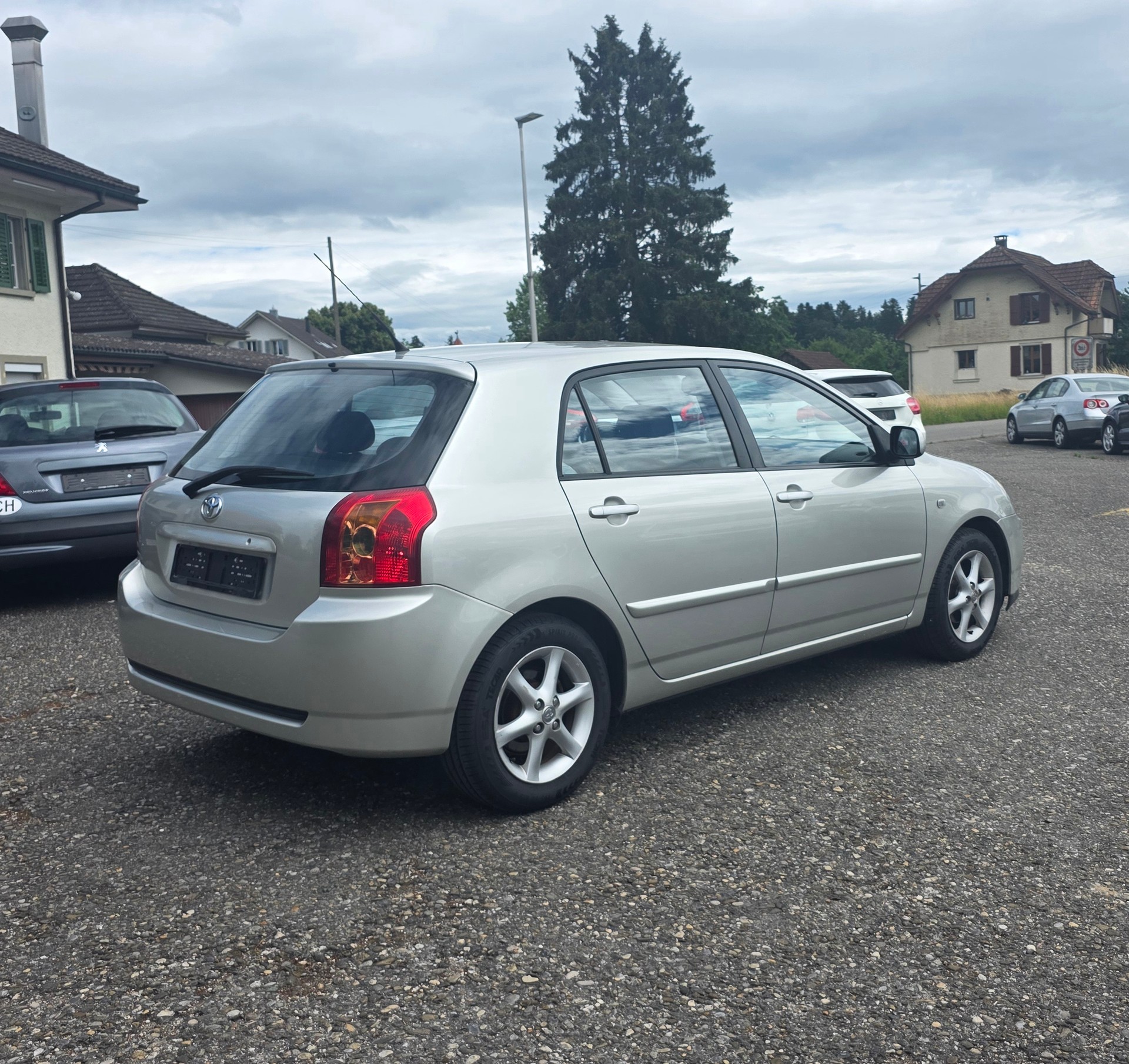 TOYOTA Corolla 1.6 Linea Sol-image-4
