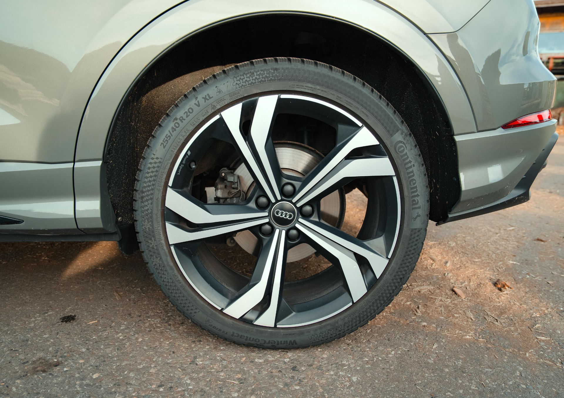 AUDI 2.0 40 TDI S line quattro S-Tronic (ABT)-image-9
