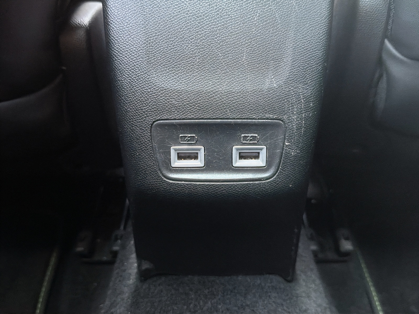 PEUGEOT 208 e-GT Pack-image-18