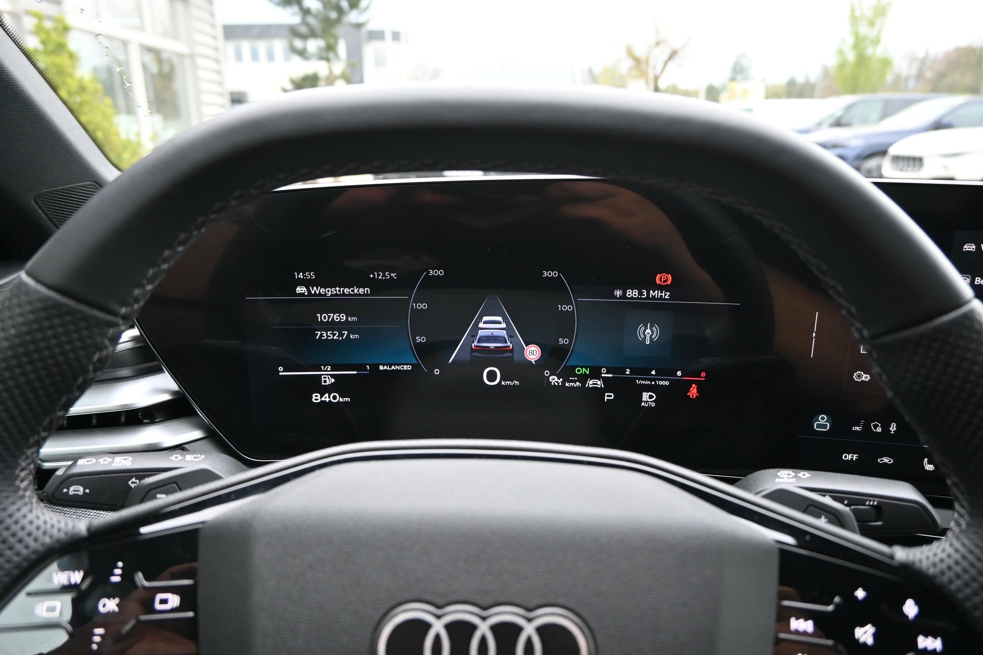 AUDI A5 Avant 40 TFSI S Line Plus Black S tronic 204PS-image-16