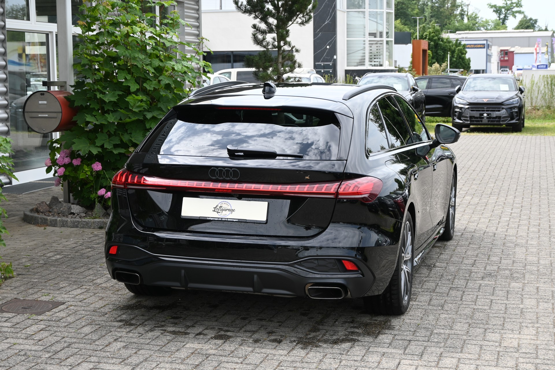 AUDI A5 Avant 40 TFSI S Line Plus Black S tronic 204PS-image-7