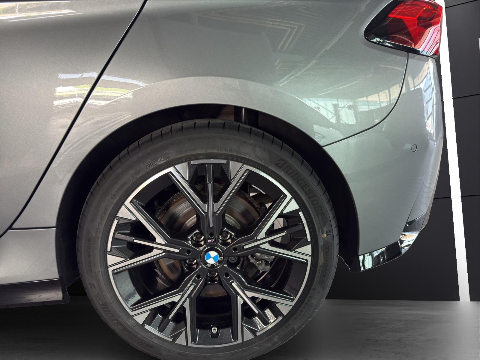 BMW 123 xDrive-image-9