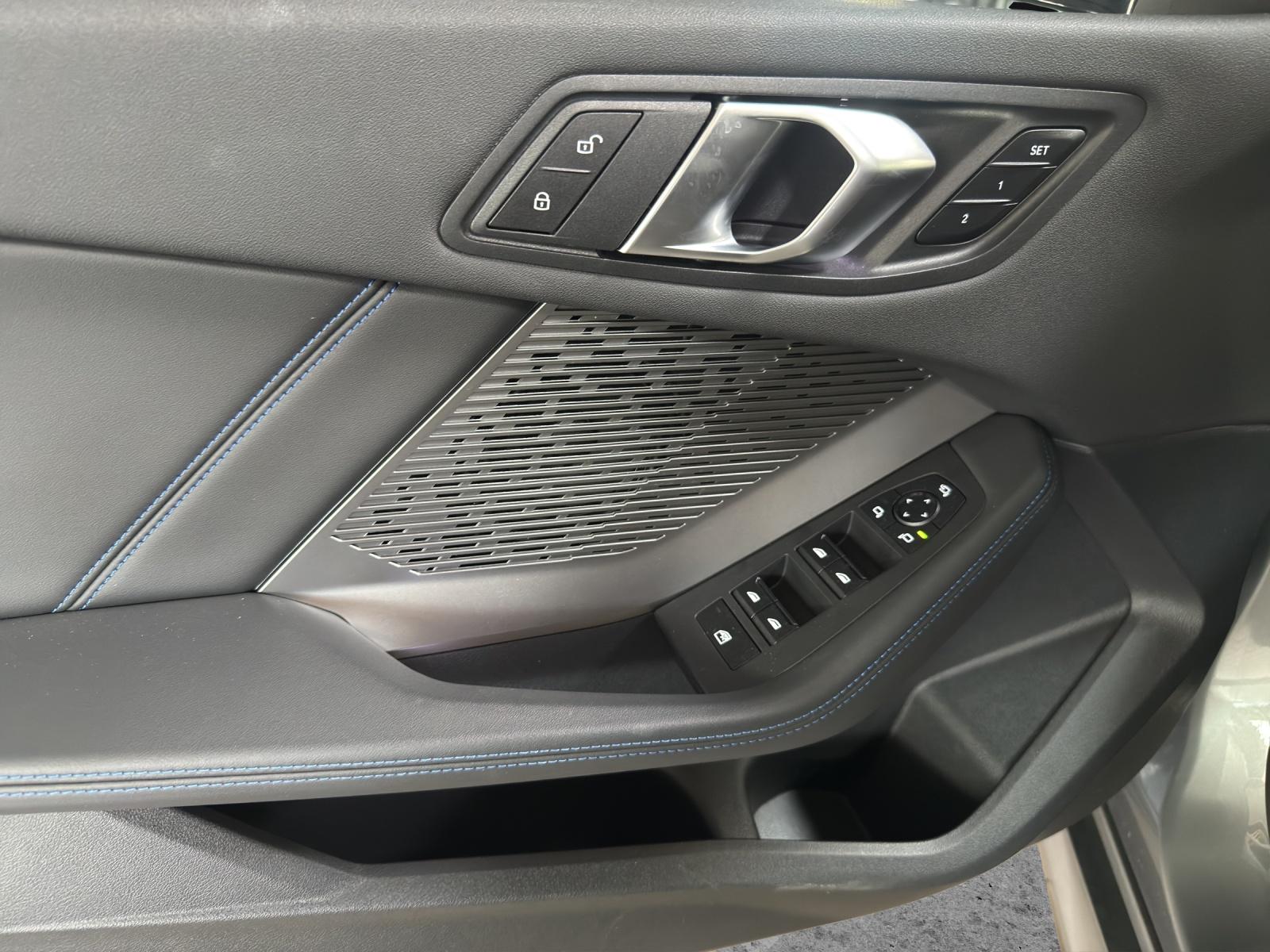 BMW 123 xDrive-image-10