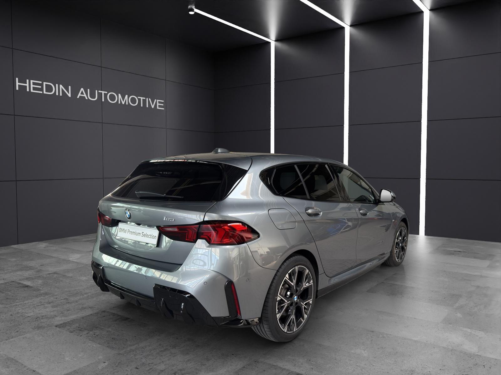 BMW 123 xDrive-image-4