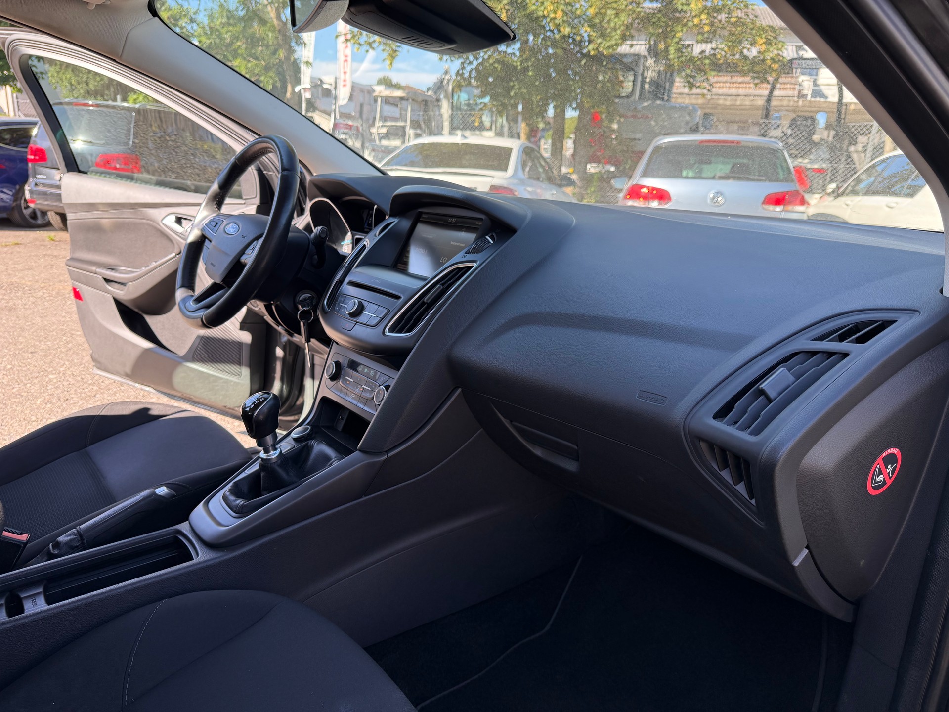 FORD Focus 1.5 SCTi Business-image-6