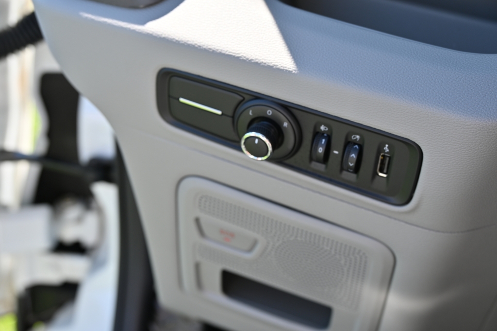 MAXUS eDeliver 9 L3H2 72kWh-image-18