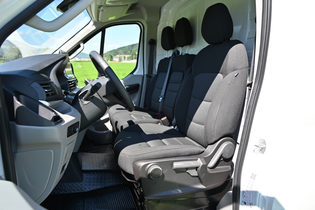 MAXUS eDeliver 9 L3H2 72kWh-image-11