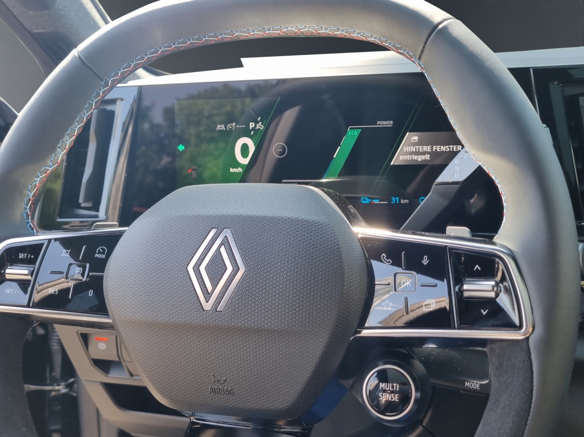 RENAULT RAFALE HYBRID E-TECH Atelier Alpine hyper hybrid E-Tech 4x4 300PS plug-in-image-8