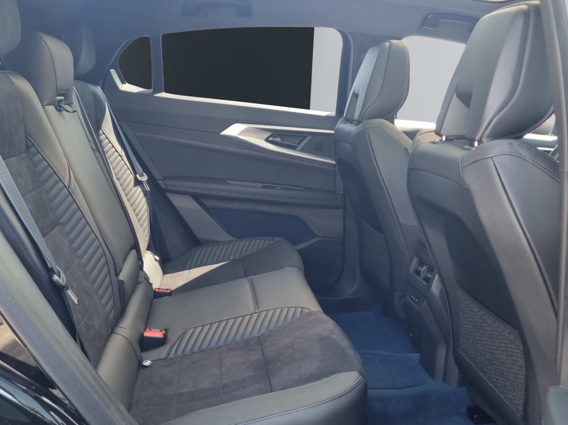 RENAULT RAFALE HYBRID E-TECH Atelier Alpine hyper hybrid E-Tech 4x4 300PS plug-in-image-13