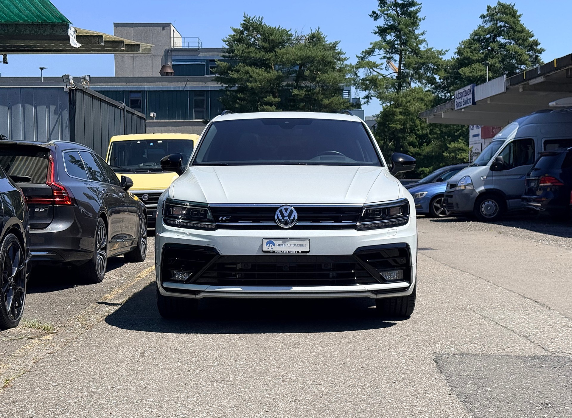 VW Tiguan 2.0TSI R-Line 4Motion DSG-image-12