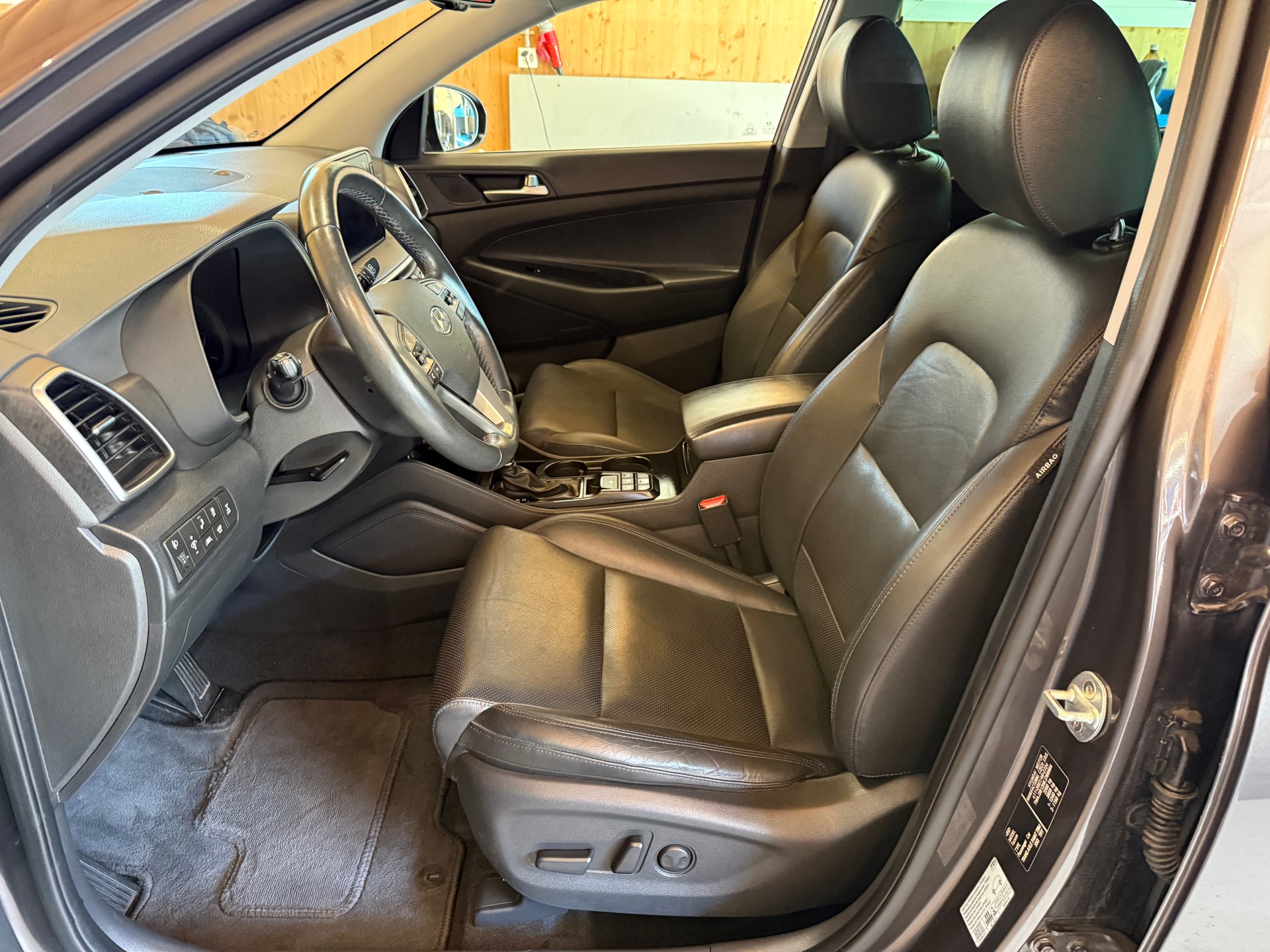 HYUNDAI Tucson 1.6 TGDI Vertex 4WD DCT-image-6