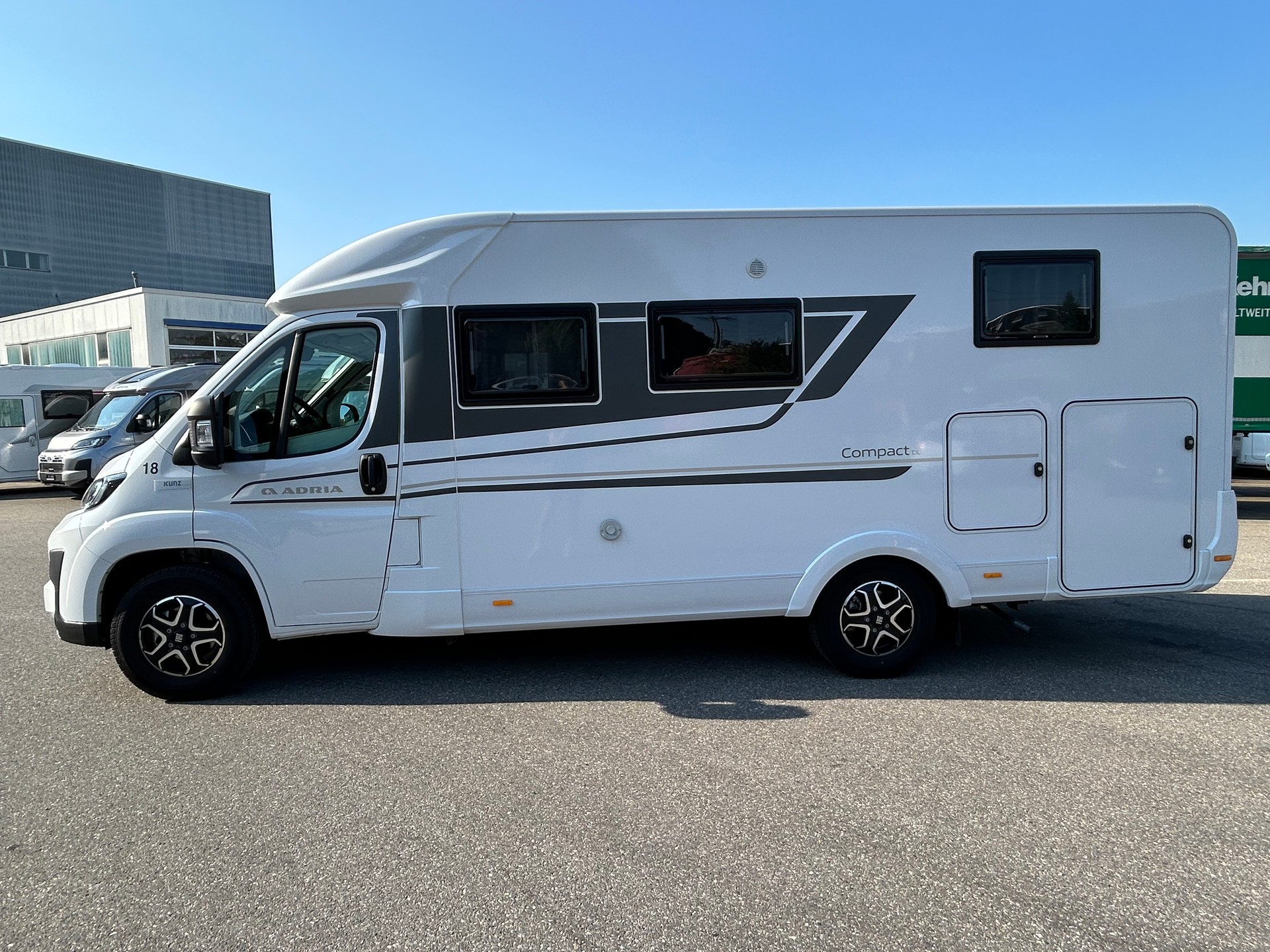 ADRIA Compact DL-showroom-element-3