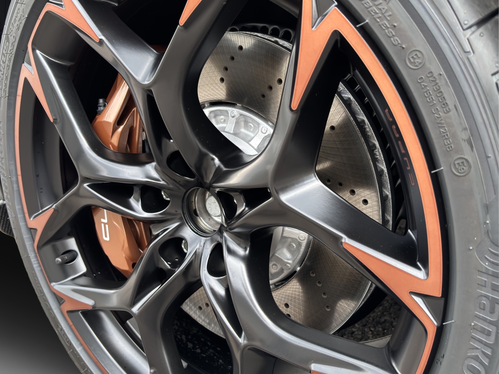CUPRA Formentor 2.5TSI VZ5 Prime Edition 4Drive DSG-image-14