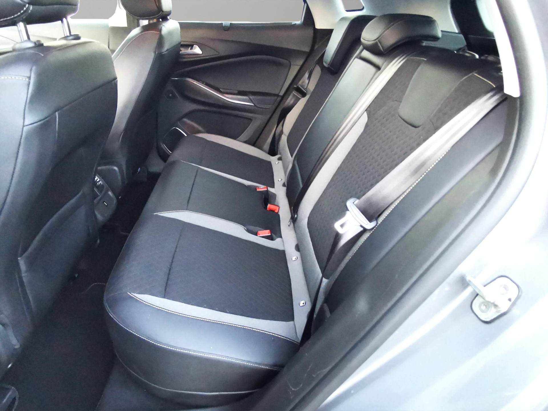 OPEL Grandland X 1.6 T PHEV Excellence-image-6