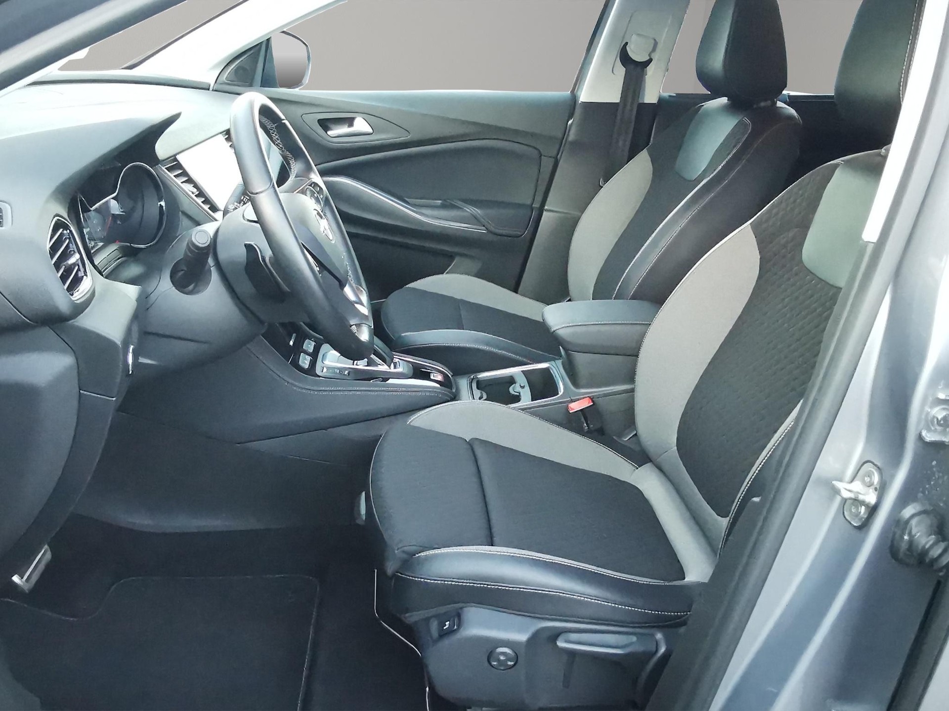 OPEL Grandland X 1.6 T PHEV Excellence-image-1