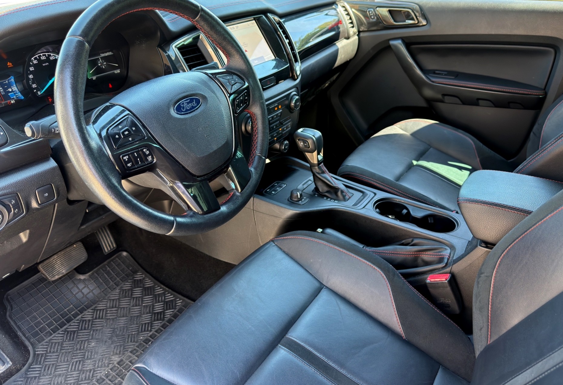 FORD Ranger Stormtrak 2.0 Eco Blue 4x4 A-image-12