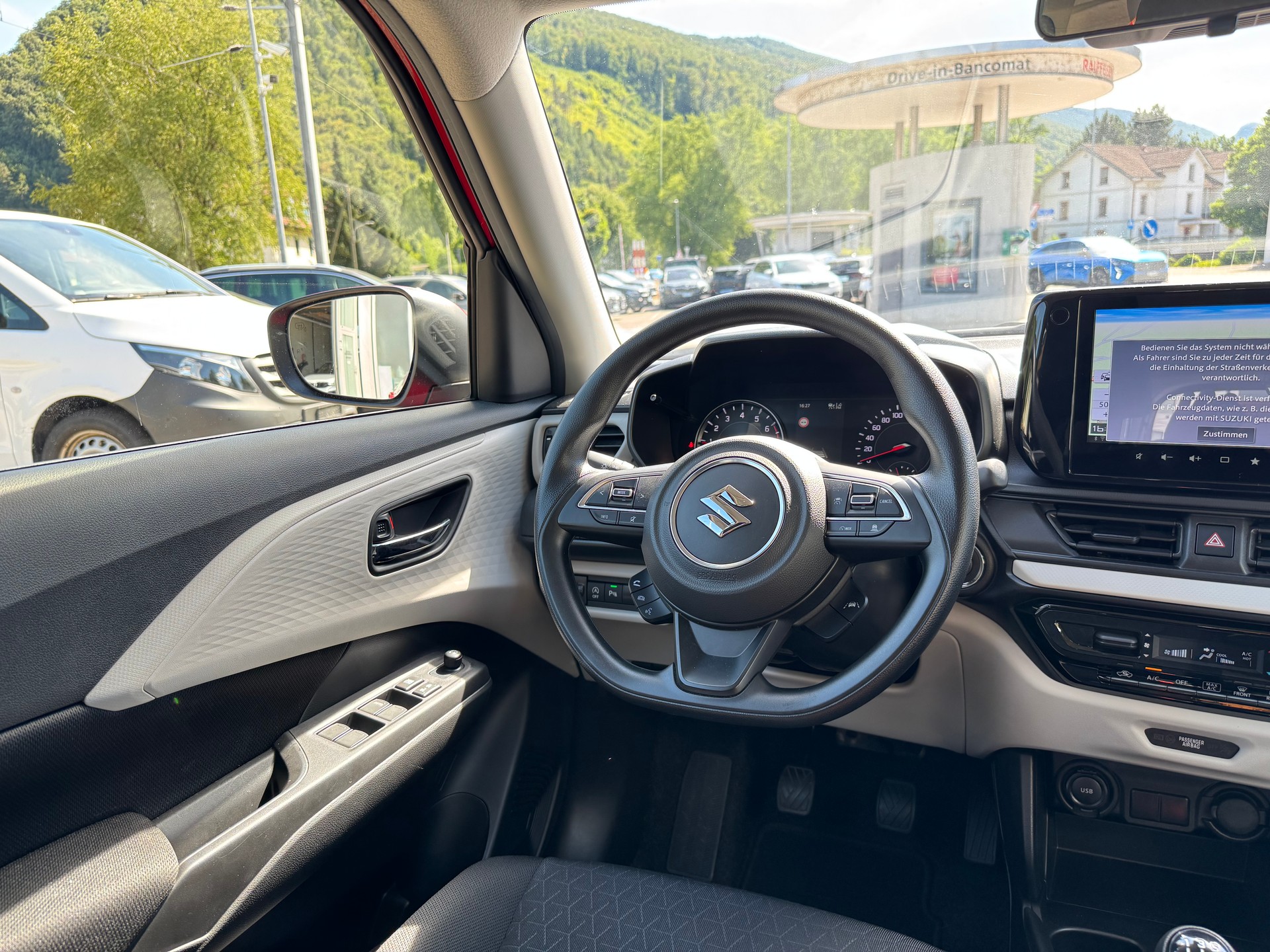 SUZUKI Swift 1.2 Compact Top Hybrid 4x4-image-14