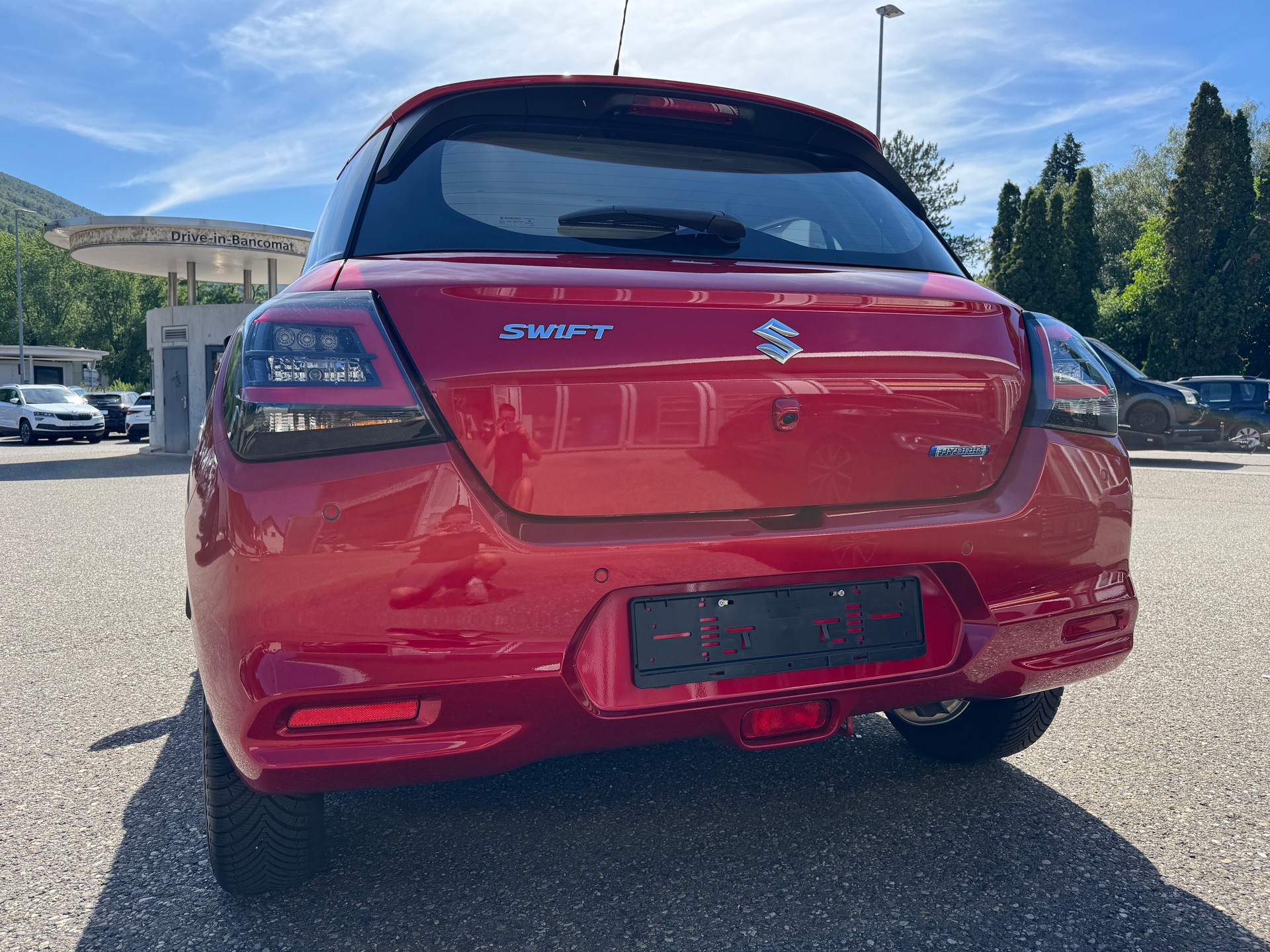 SUZUKI Swift 1.2 Compact Top Hybrid 4x4-image-7